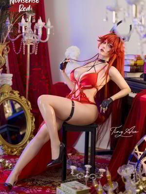 Tiny Asa - Red Hood_06_hfre