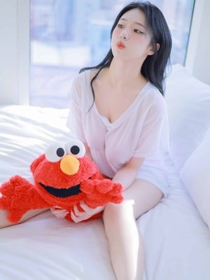 Yeon Woo - naked_003