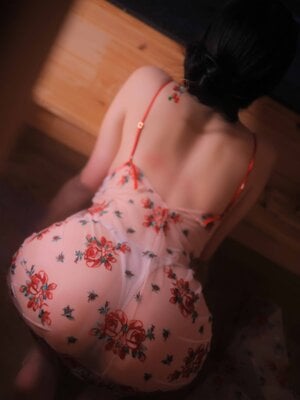 Yeon Woo - HEAT_012