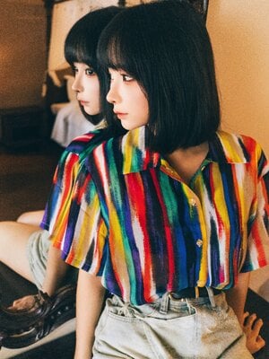 蠢沫沫 – 凝视_001