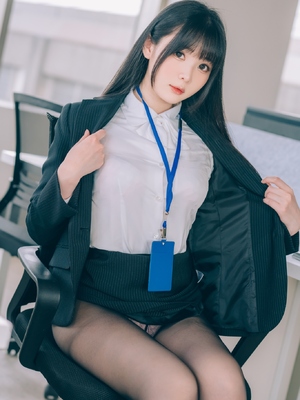 霜月shimo  霜月的秘密辦公室 Shimo' Secret Office_019