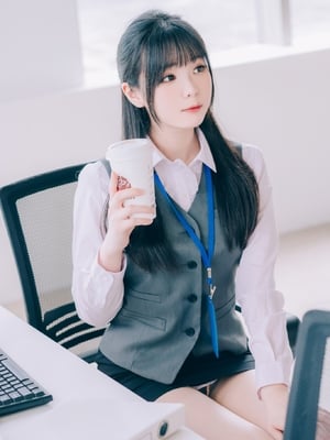 霜月shimo  霜月的秘密辦公室 Shimo' Secret Office_048