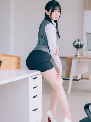 霜月shimo  霜月的秘密辦公室 Shimo' Secret Office_051