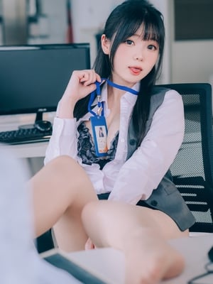 霜月shimo  霜月的秘密辦公室 Shimo' Secret Office_079