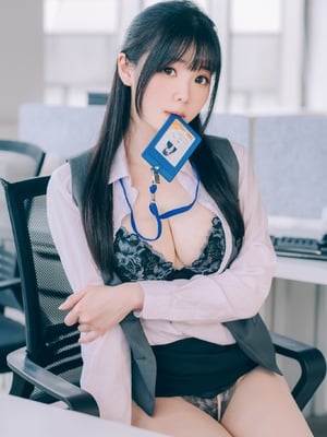 霜月shimo  霜月的秘密辦公室 Shimo' Secret Office_080