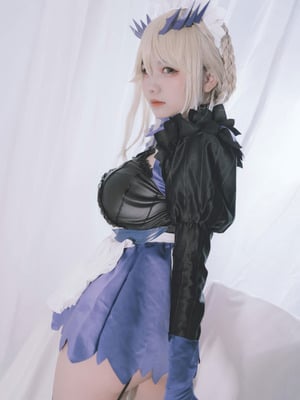 阿半今天很开心 - FGO 黑枪呆女仆_08