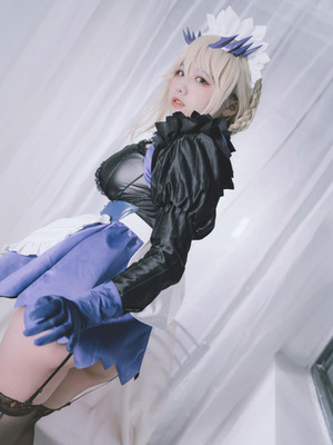 阿半今天很开心 - FGO 黑枪呆女仆_24