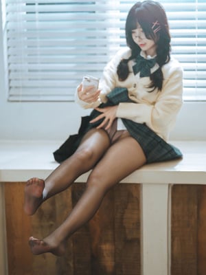 凉凉子 - 肥臀玉足合集_099