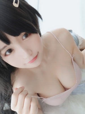 [小仓千代w] 粉色吊带_05