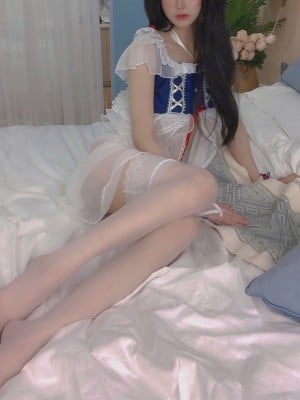 [阿包也是兔娘] 白雪姬 写真套图_10015