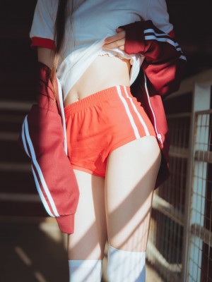桜桃喵 - 红色体操服_11