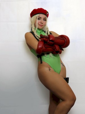 Serinide - Cammy White_05