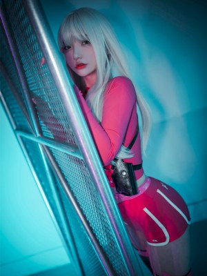 Son Ye-Eun (손예은) - DJAWA Photo – “[Squid Game] Triangle Soldier”_17