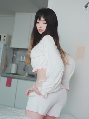 Pure Media Vol.164 Bambi (밤비)_Pure-Media-Vol.164-Bambi-MrCong.com-012