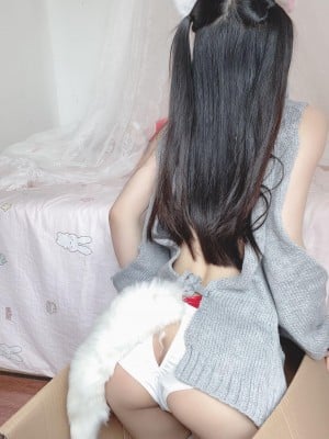 [桜井宁宁] 白い猫ちゃん_DM_20211201214130_027