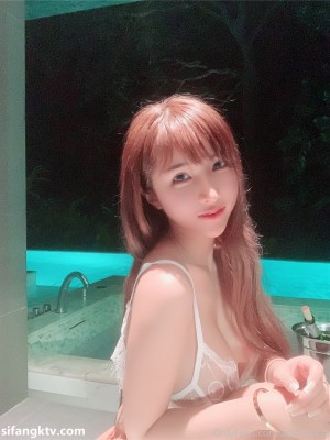 推特美颜假乳混血网红『安娜❤️悠米』 极致假乳丰臀 高清私拍376P_1919C.CC (96)