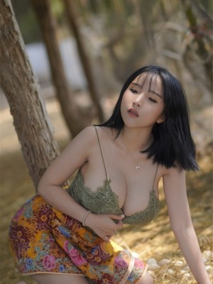 推特美颜假乳混血网红『安娜❤️悠米』 极致假乳丰臀 高清私拍376P_1919C.CC (18)