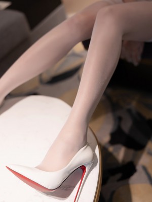 [Xiuren秀人网]2022.04.08 NO.4840 芝芝Booty_0026
