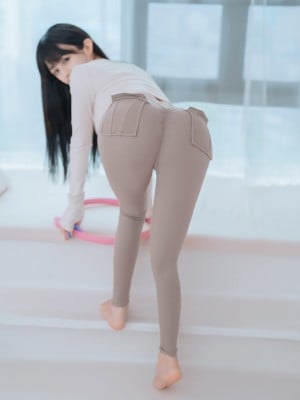 [桜井宁宁] 瑜伽妹妹_0008