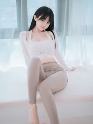 [桜井宁宁] 瑜伽妹妹_0026