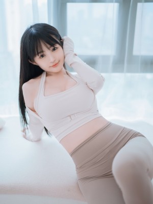 [桜井宁宁] 瑜伽妹妹_0042
