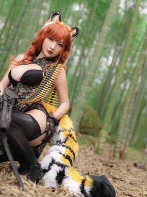 [Fantasy Factory] Tiger CheongSam_MSG03952
