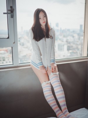 DJAWA Photo - Bambi (밤비) - Homebody Girl_DJAWA-Photo-Bambi-Homebody-Girl-MrCong.com-037