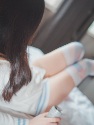 DJAWA Photo - Bambi (밤비) - Homebody Girl_DJAWA-Photo-Bambi-Homebody-Girl-MrCong.com-047