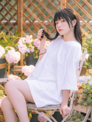 爆机少女喵小吉 - 小吉的午后时光_004