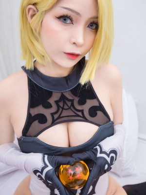 Umeko J - Android 18 with 2B Design_10