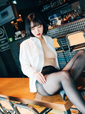 [LOOZY] YeEun - Tainted Love Bar_060
