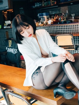 [LOOZY] YeEun - Tainted Love Bar_063