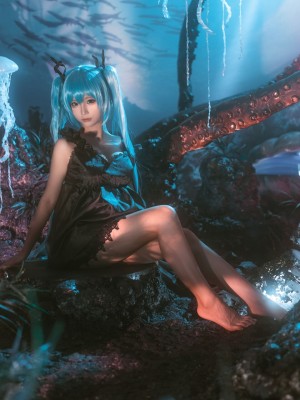 蠢沫沫《深海少女》_10