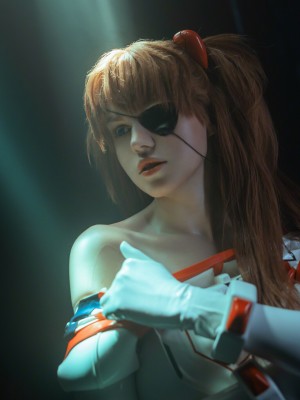 Shirogane-sama - Asuka_Asuka - White Suit 0001