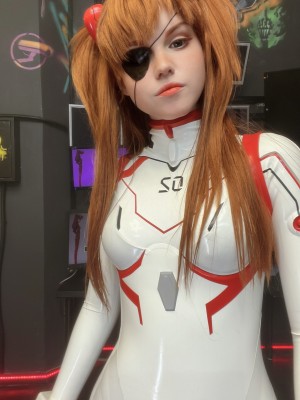 Shirogane-sama - Asuka_Asuka - White Suit Selfie 0003