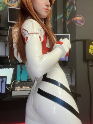 Shirogane-sama - Asuka_Asuka - White Suit Selfie 0037