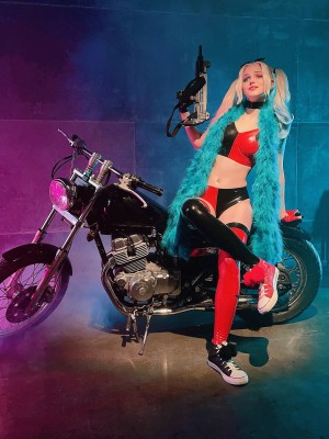 Shirogane -  Harley Quinn latex_29