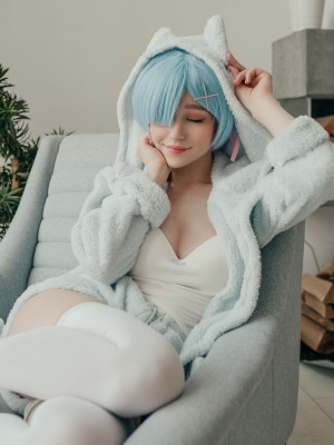 Donna Loli - Rem_18