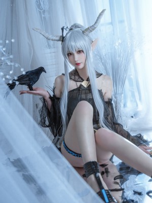 Messie Huang - Shining_02
