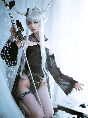 Messie Huang - Shining_11