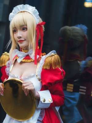[宵鱼鱼] 尼禄_043