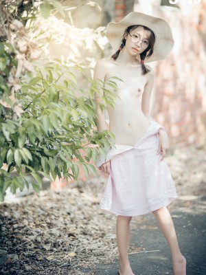 妍妍 - 抓精虫的小女孩-妍妍_JVID--抓精虫的小女孩-妍妍-Allasiangirls.net (46)