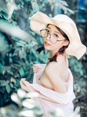 妍妍 - 抓精虫的小女孩-妍妍_JVID--抓精虫的小女孩-妍妍-Allasiangirls.net (57)