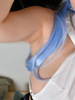 [林檎蜜紀] りんごみつき妄想セクションvol.3 腋乳丸出しのムチムチデカ尻ミニスカで何が風紀だ！すぐ快楽堕ちするブル●カ・天雨アコのコスプレ (ブルーアーカイブ)_059