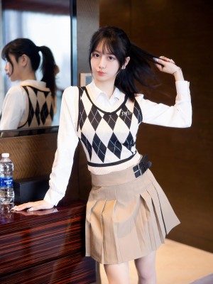 [XiuRen秀人网] 2023.02.27 No.6329 短裙美腿 谢小蒽_A007