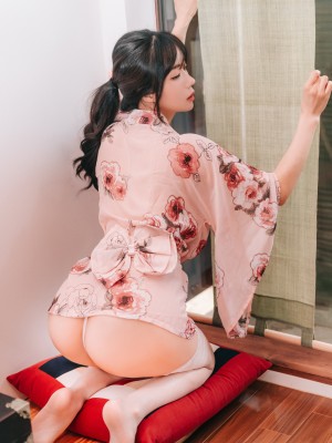 Cherry Blossom_Paranhosu-Sia-S22-Cherry-Blossom-0352f8078b10446133d