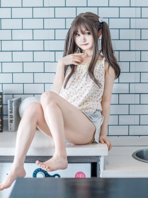神沢永莉 - No.011 - 黄色吊带睡衣兔兔 [22P]_010