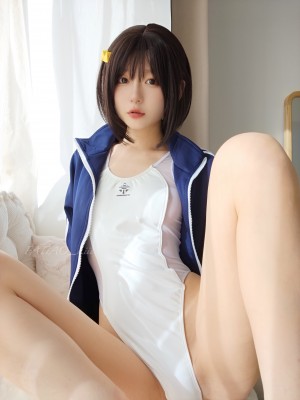 迷之呆梨(发条少女) 2022 12月fantia会员订阅合集_2022-12-13 先輩、一緒にウォーミングアップしましょう [18P1V-41MB] - 7