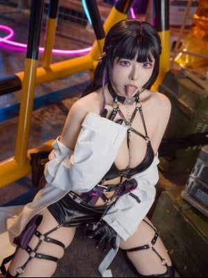 秋和柯基 & Natsuko夏夏子 米哈拉&尤妮_09