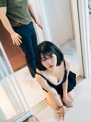 [Loozy] Zia (지아) - With Delivery Man_26